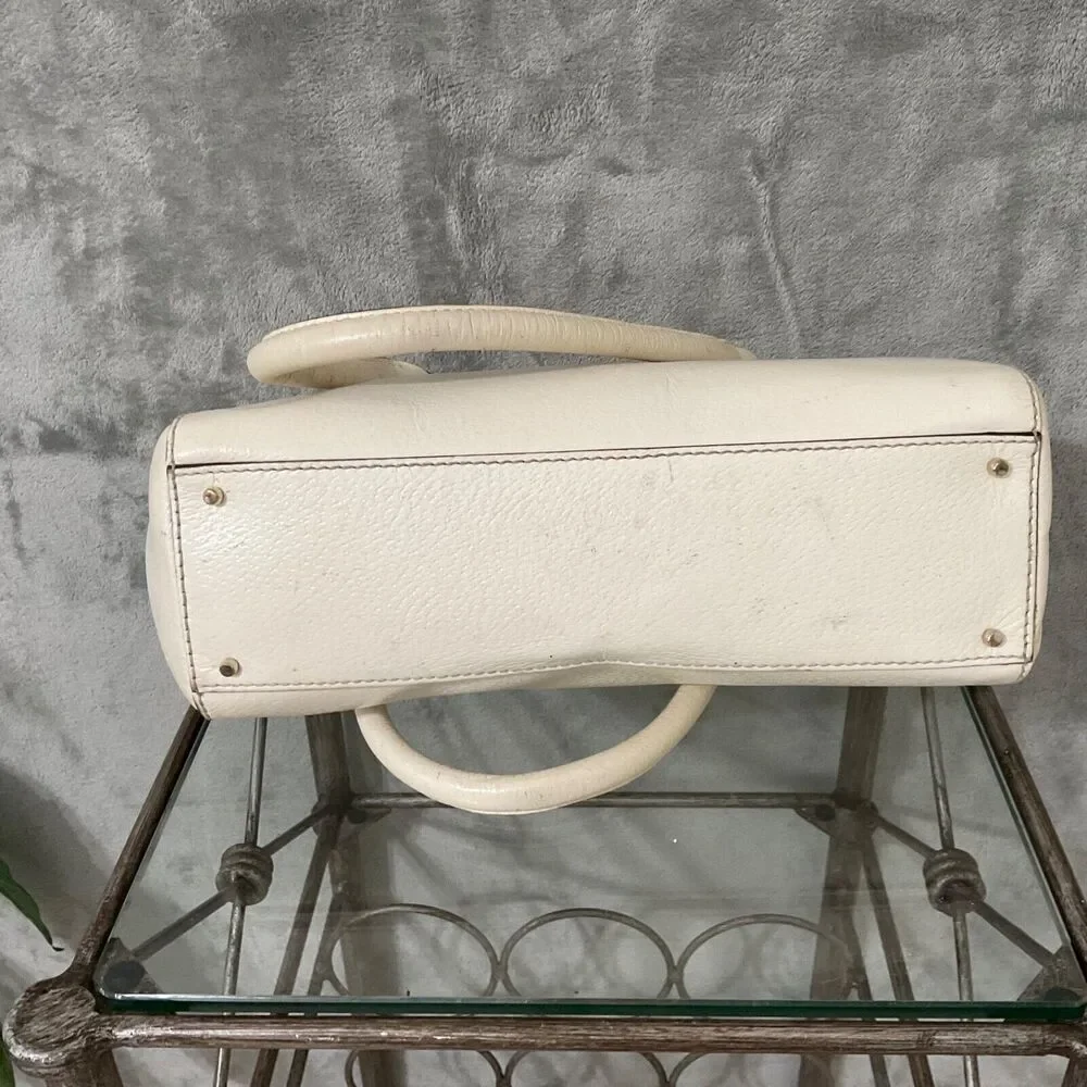 Kate Spade Leather Handbag/tote Ivory Triple compartment footed bag